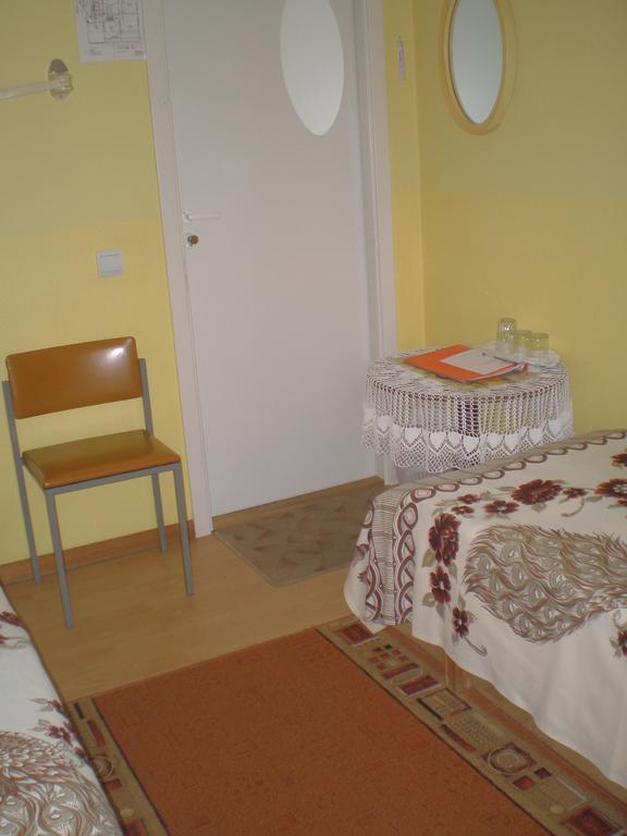 Jannseni Accommodation Pärnu Exterior photo
