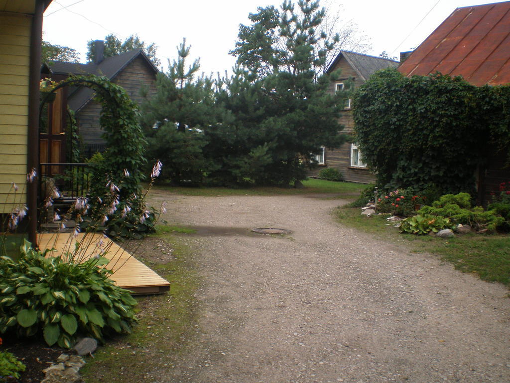 Jannseni Accommodation Pärnu Exterior photo